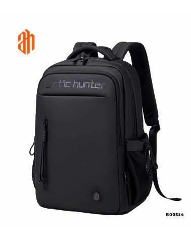 Vista lateral de la mochila Arctic Hunter B00534, con bolsillos laterales funcionales.