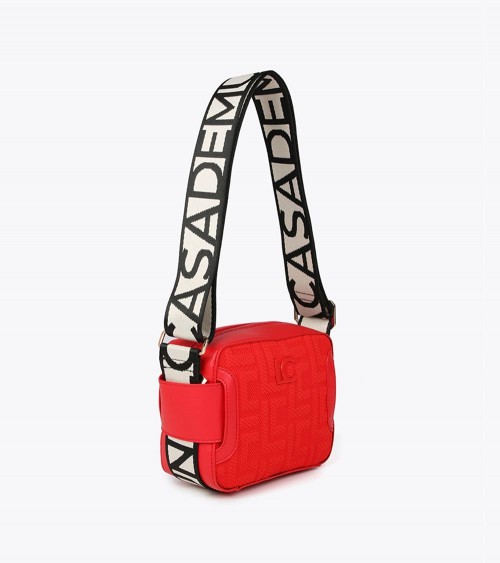 Modelo Lola Casademunt Bolso Bandolera para Mujer en Rojo - Poliuretano