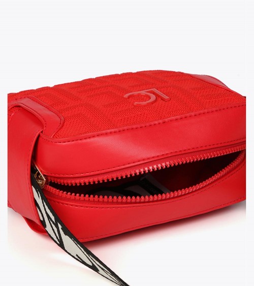 Modelo Lola Casademunt Bolso Bandolera para Mujer en Rojo - Poliuretano