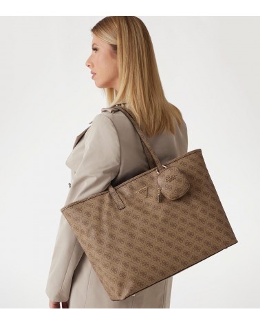 Guess Bolso Tote Power Play en beige, la combinación perfecta de estilo y funcionalidad.