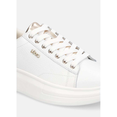 Detalle de costuras y logotipo Liu Jo metálico.