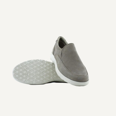 Lazaro Mocasin Elasticos Nobuck Taupe