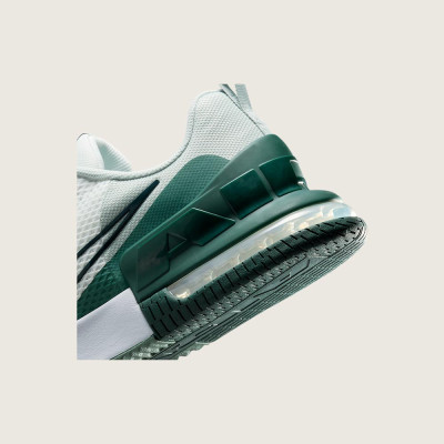 Nike zapatillas blancas talón con amortiguación visible detalle