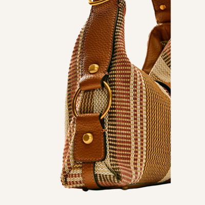 Guess bolso cognac AB9308180