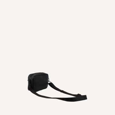 Lola Casademunt bolso negro mujer