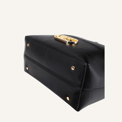 Lola Casademunt bolso negro mujer