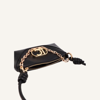Lola Casademunt bolso negro mujer