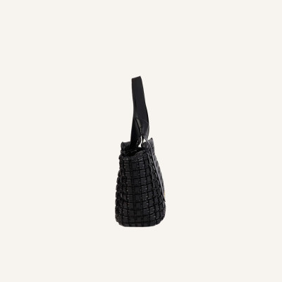 Lola Casademunt bolso negro mujer