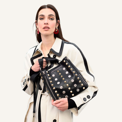 Lola Casademunt bolso negro mujer