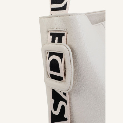 Lola Casademunt bolso beig mujer