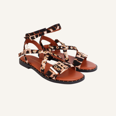 Lola Casademunt sandalias marron mujer
