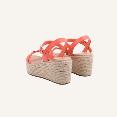 Lola Casademunt sandalias fuxia mujer