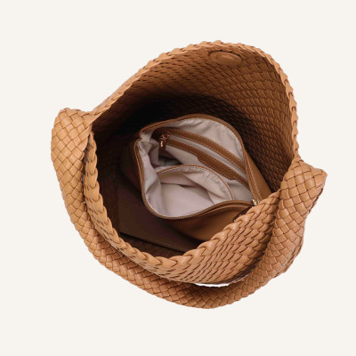 Binnari bolso camel | Lázaro Zapaterías
