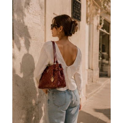 Guess bolso burdeos QG9883050