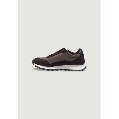 Zapatillas armani exchange hombre marron XM001960 vista trasera y talon