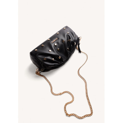 Bolso Bandolera Gioseppo Tachas Negro 80647 detalle de textura y acabado