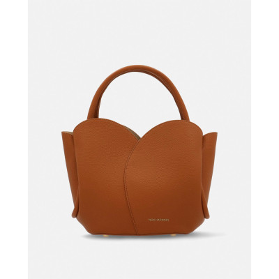Bolso Noa Harmon Roselle cuero perspectiva tres cuartos con neceser auxiliar