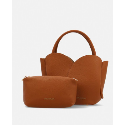 Bolso Noa Harmon Roselle cuero detalle de asas de mano silueta tulipán