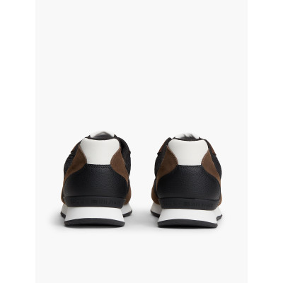 Zapatillas Tommy Hilfiger Hombre marrón negro textura vista trasera y refuerzo talón