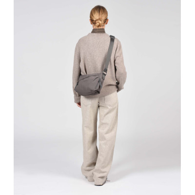 Bandolera pequeña KCB Zig taupe vista superior compartimentos