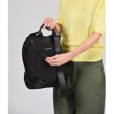 Mochila pequeña KCB Bind negro vista trasera acolchada