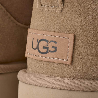 Botines UGG Classic Ultra Mini Mujer Sand Arena 1116109 suela de amortiguacion