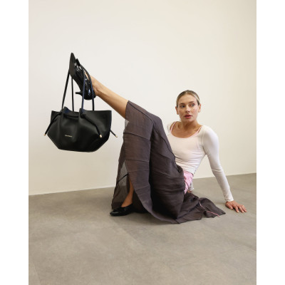Bolso Noa Harmon Negro 10495 vista trasera y suela