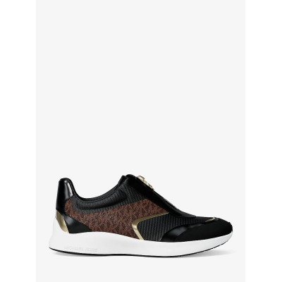 Zapatillas Michael Kors Thea vista frontal con cremallera y tirador logo dorado