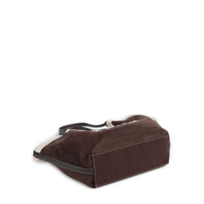 Bolso DKNY Paula Marrón Serraje interior amplio y compartimentos