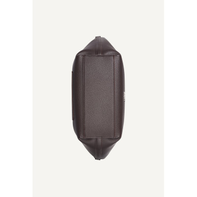 Bolso DKNY Hobo Marrón Chocolate detalle de materiales y logo