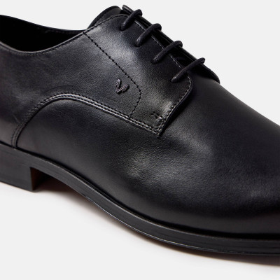 Zapatos Martinelli Empire hombre piel negra vista trasera tacón de vestir