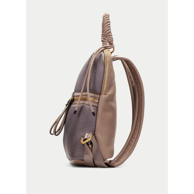 Mochila Hispanitas BI264946 marrón interior forrado con compartimentos