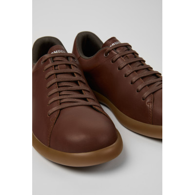 Zapatillas Camper Pelotas Soller Hombre Marrón K101003 perspectiva tres cuartos