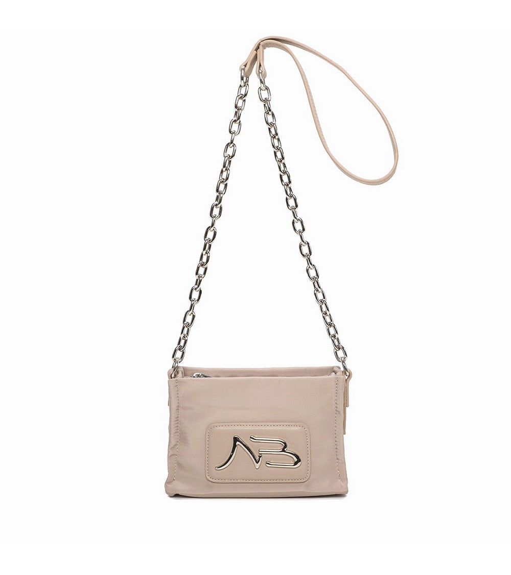 Bolso Binnari Nora Stone 117360 en color taupe, ideal para un look casual y elegante.