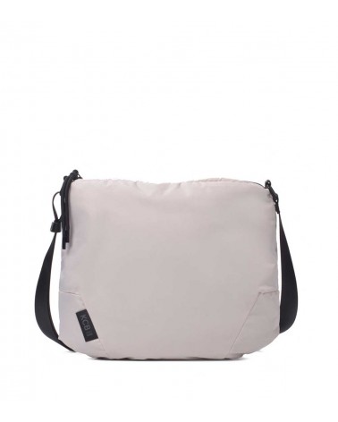 Vista frontal del Bolso KCB 3045 para Mujer en color Hielo, diseño elegante y moderno.