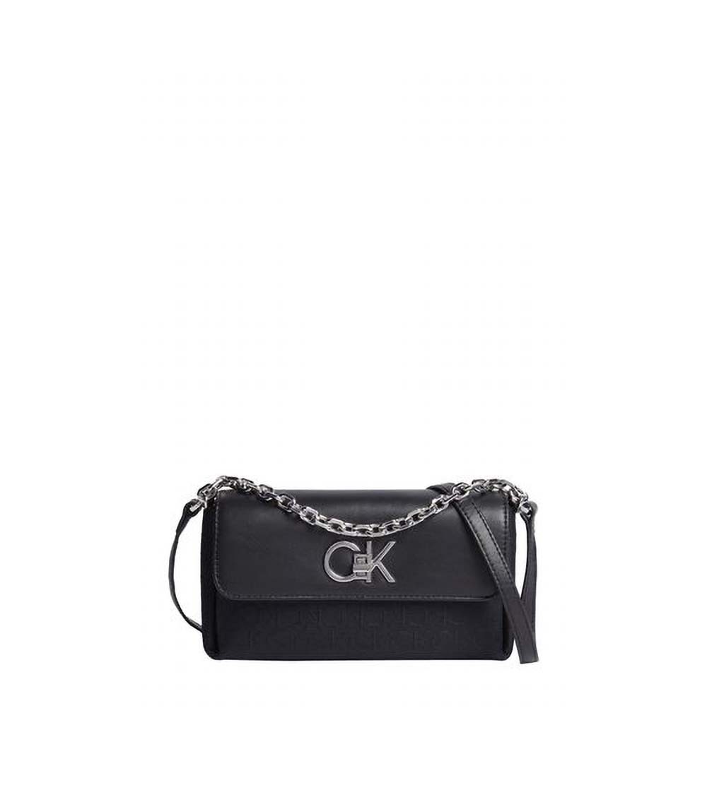 Vista frontal del Bolso Calvin Klein CK K611989 0GK para Mujer en color negro, diseño elegante y moderno.