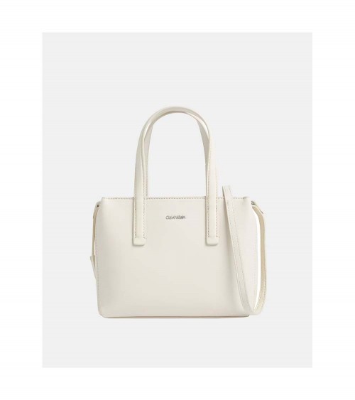 Vista frontal del Bolso Tote Calvin Klein CK K60K611873 PC4 para Mujer en color beige, diseño elegante y funcional