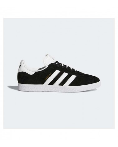 Zapatillas Adidas Gazelle en Core Black, un ícono del estilo urbano.