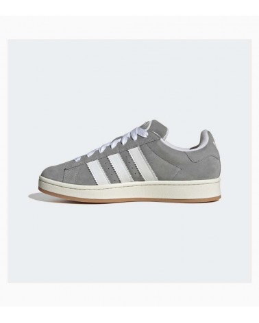 Zapatilla casual Adidas Campus 00S, disponible en Grey Three y Cloud White.