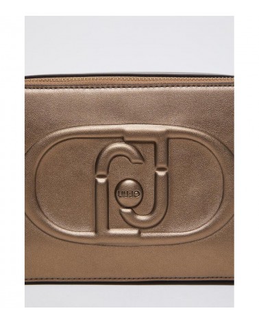 Material PU Resistente y Duradero de la Bandolera Liujo en Bronce Metálico – Calidad y estilo que perduran. Logo lj relieve