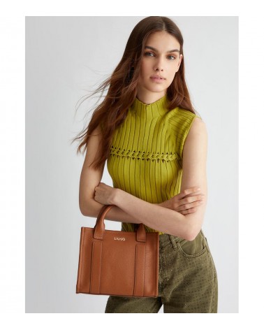 Bolso de Mano Liujo Better para Mujer en Marrón con Efecto Curtido – Un diseño sofisticado y moderno para cualquier ocasión.