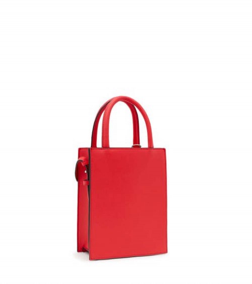 Mini Bolso Pop TOUS Brenda en Rojo con Asa Ajustable y Detalle de Oso Colgante – Elegancia y versatilidad en un diseño compacto.