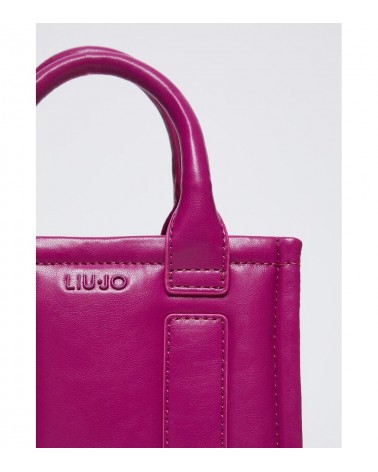 Producto Liu Jo Better, Elegancia Responsable y de Alta Calidad – Un bolso comprometido con la sostenibilidad.