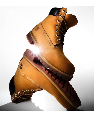 Botas Impermeables Timberland 6 Inch Premium en Amarillo para Hombre – Resistencia y estilo en cualquier entorno.