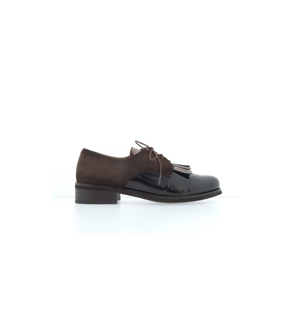 Zapato Oxford de Lorente para mujer en charol negro y ante marrón. Salonissimos