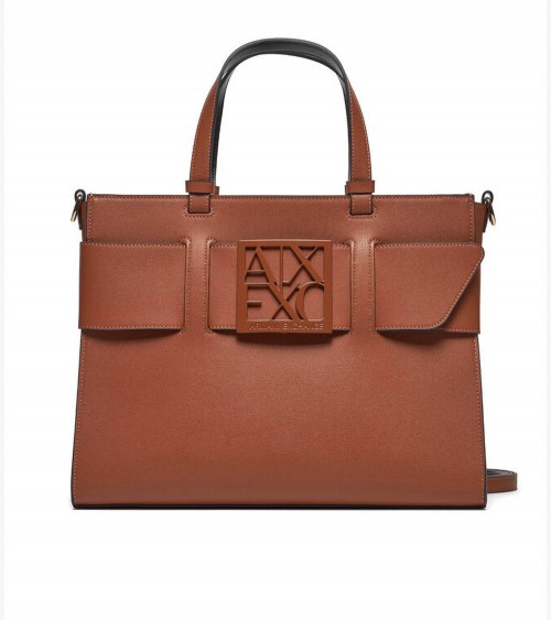 Bolso tote mediano Armani Exchange en color whisky con detalle en contraste.