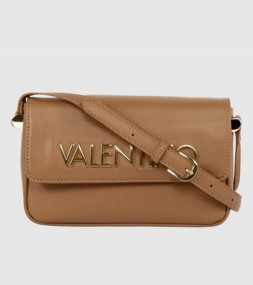 Vista frontal del Valentino Brown Letterman Caprice Flap Bag en beige con detalles dorados.