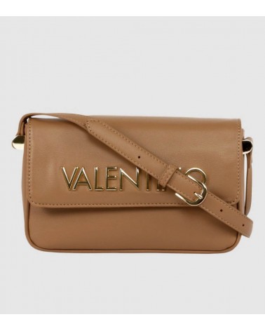 Vista frontal del Valentino Brown Letterman Caprice Flap Bag en beige con detalles dorados. Más detalle