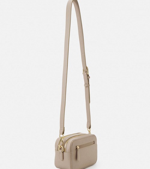 Bandolera Valentino Bags beige con correa ajustable.